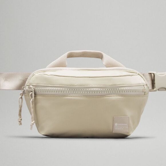 LILULEMON ALL DAY ESSENTIALS BELT BAG FANNY SADDLE Eucalyptus Grey green nwt - Picture 9 of 11